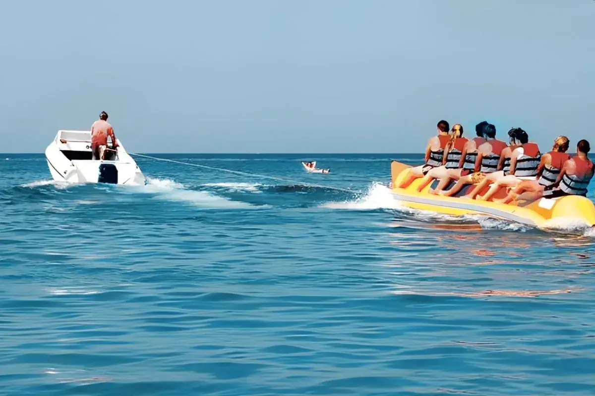 Banana Boat Abu Dhabi — photo 6